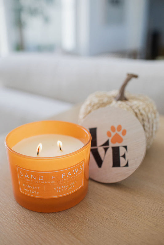 Sand + Paws Harvest Wreath 12 oz scented candle